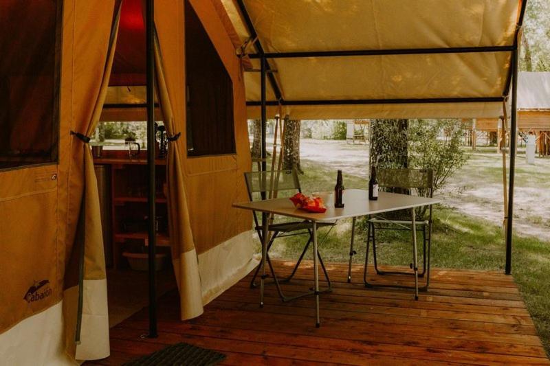 Camping Onlycamp Les Deux Rives ラニオン エクステリア 写真